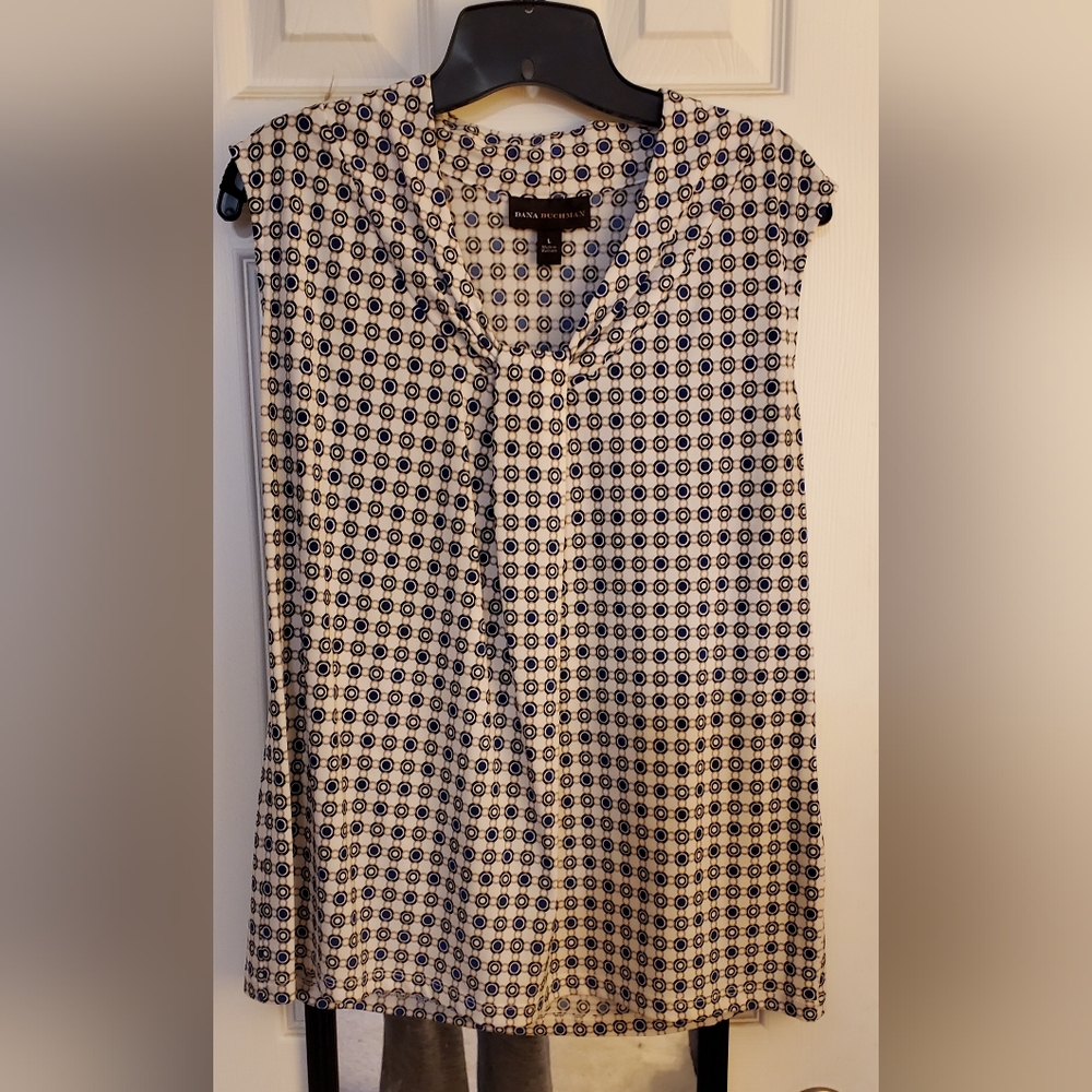 Dana Buchman sleeveless blouse